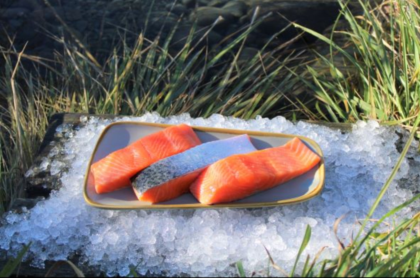 Fresh pinboned boneless salmon portions 180g