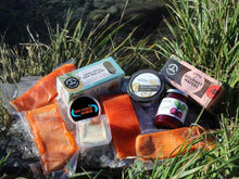 Load image into Gallery viewer, smoked salmon and cheese hamper large